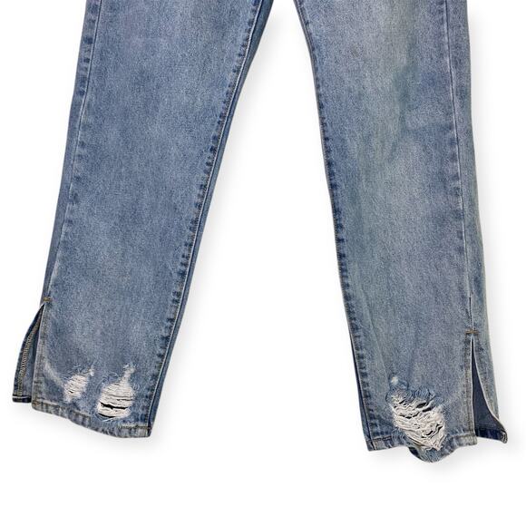 PrettyLittleThing Women’s Petite US 6 Blue Denim Straight Leg Distressed Jeans - Picture 5 of 6